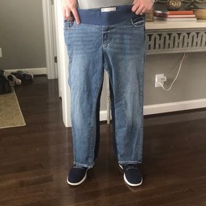 ASOS maternity jeans size 20, never worn NWT